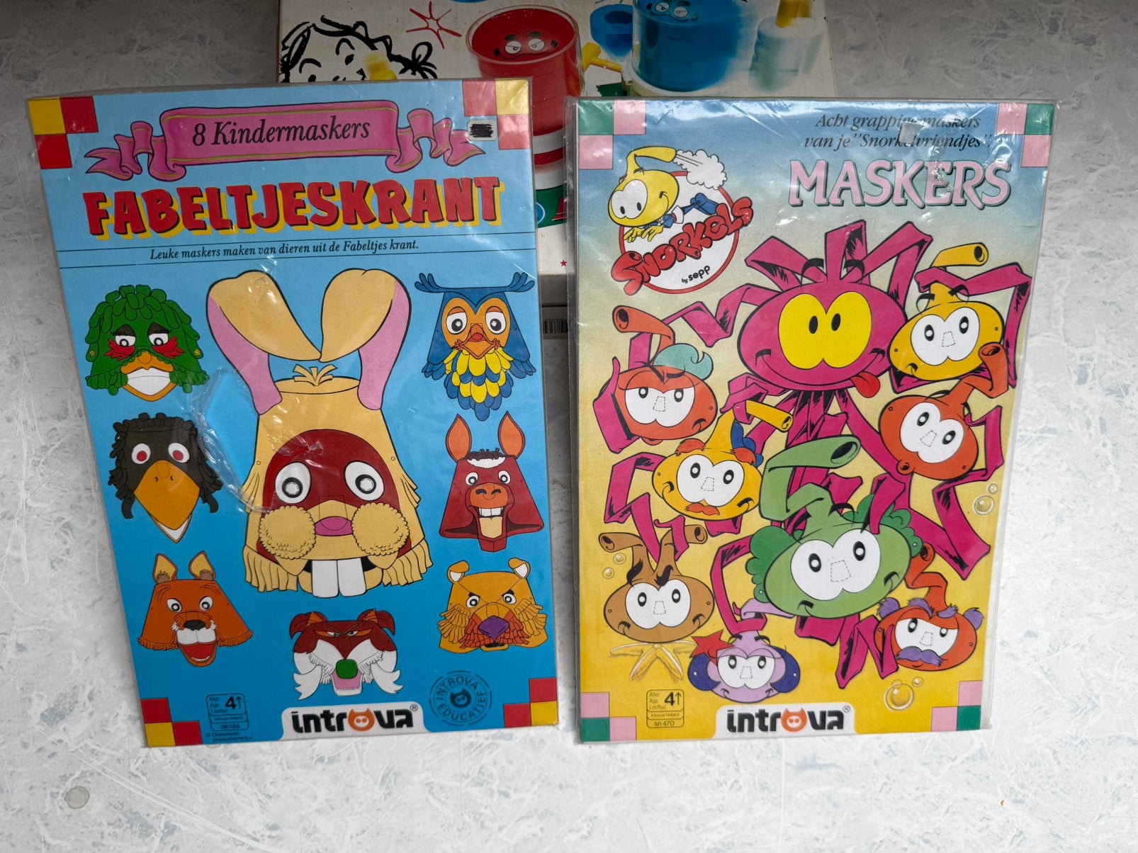 Vintage Snorkels en Fabeltjes krant maskers, Verzamelen, Ophalen of Verzenden, Nieuw, Tv, Overige typen