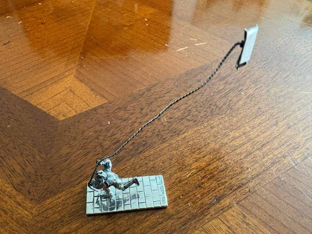 Zilveren miniatuur jongen met vlieger, Antiek en Kunst, Ophalen of Verzenden, Zilver