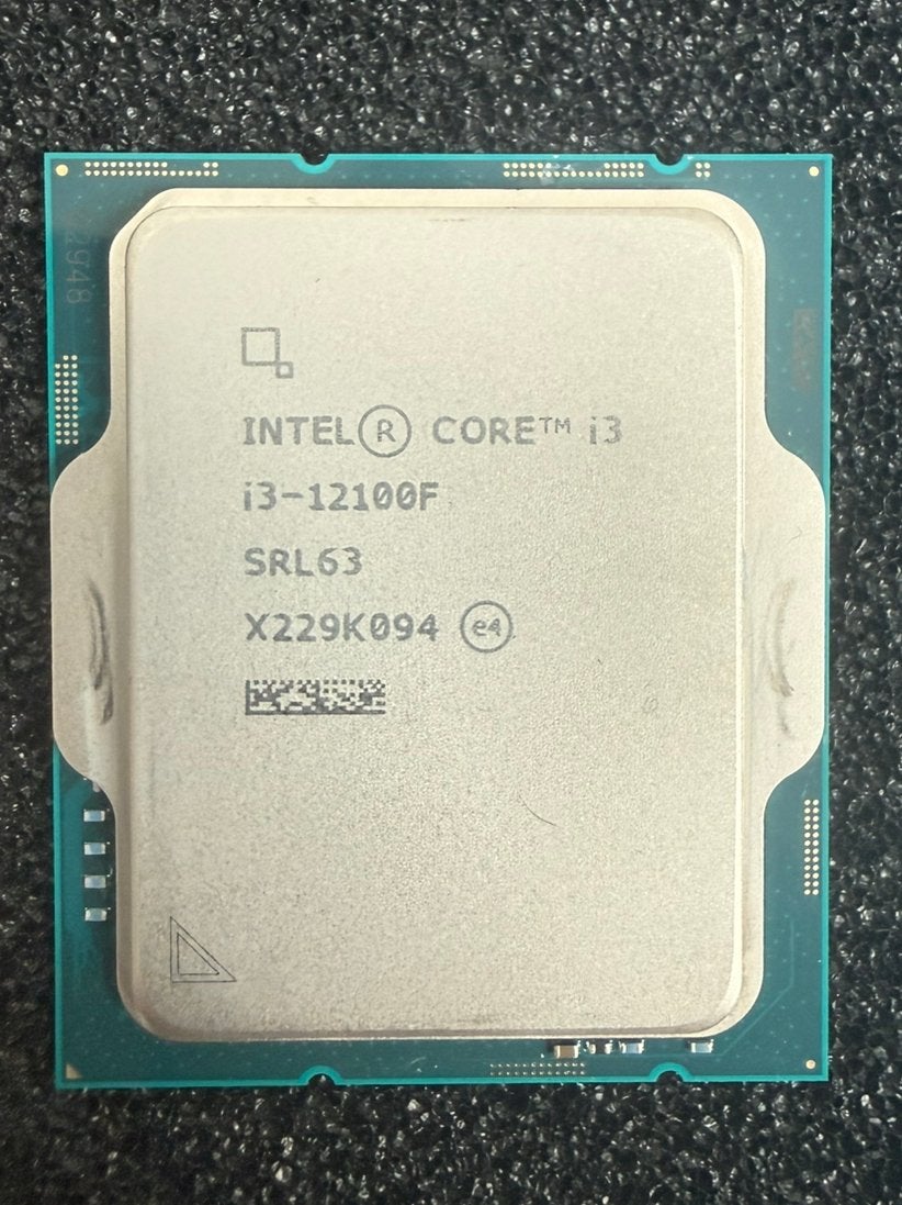Intel Core i3 12100F Processor met Stock Cooler, Computers en Software, Processors, 4-core, Ophalen of Verzenden, Zo goed als nieuw