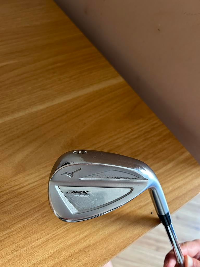 Mizuno JPX 923 Sand Wedge, Sport en Fitness, Golf, Ophalen of Verzenden, Zo goed als nieuw, Club, Mizuno