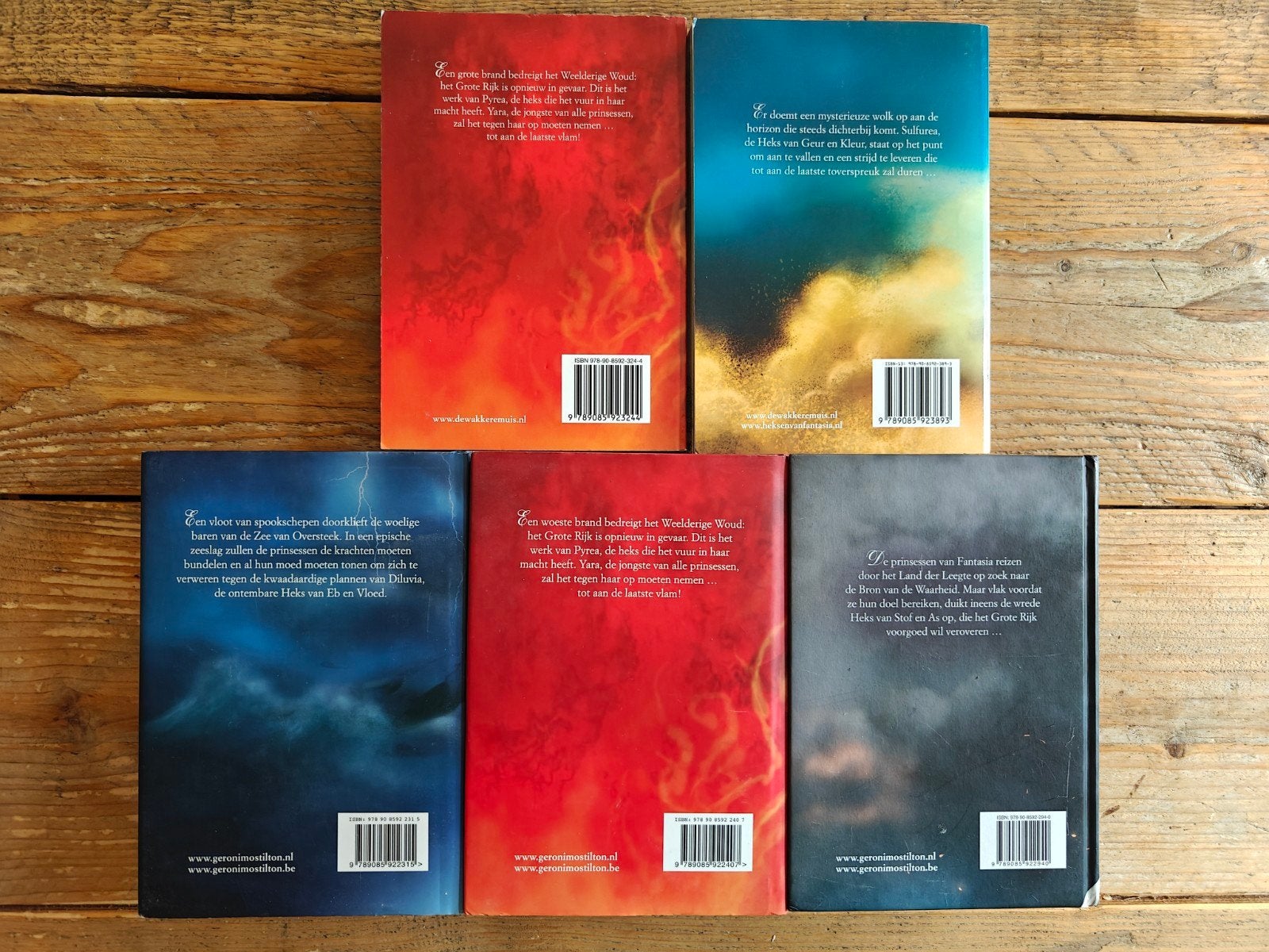 5 Boeken van de serie: De heksen van Fantasia., Ophalen of Verzenden, Zo goed als nieuw