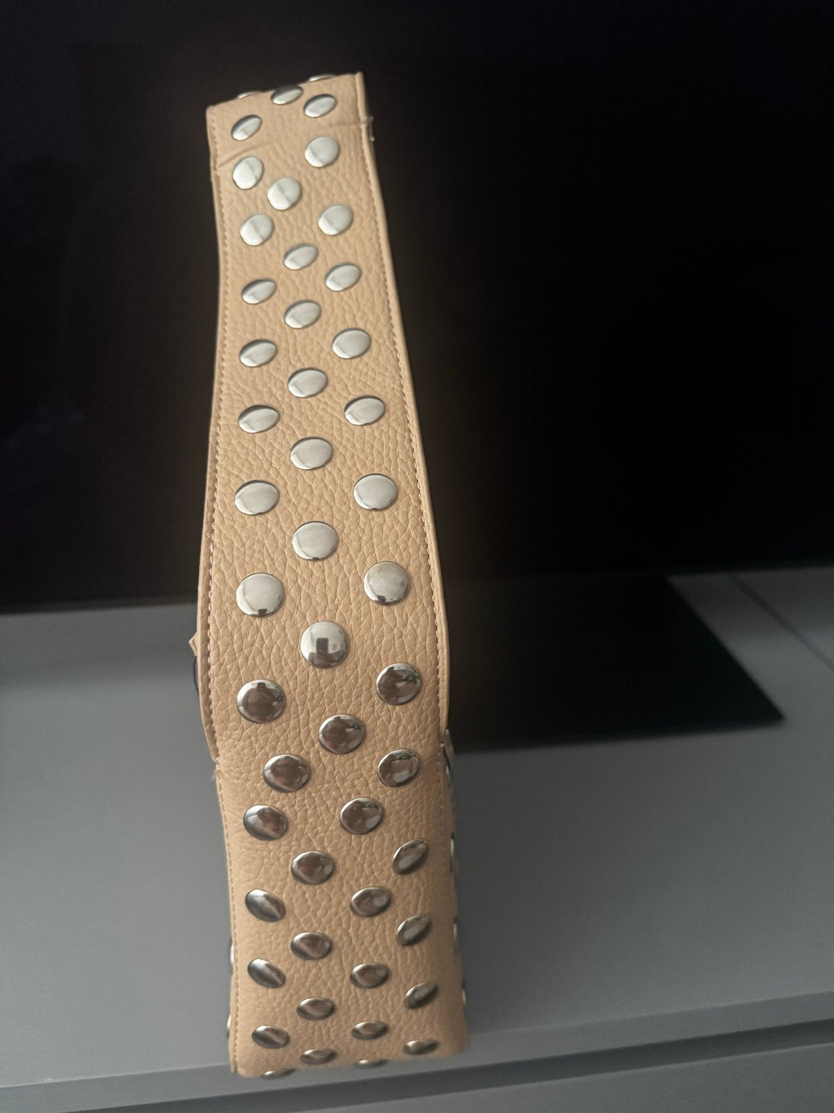 Nieuwe dames tas met studs, Ophalen of Verzenden, Nieuw, Beige, Handtas