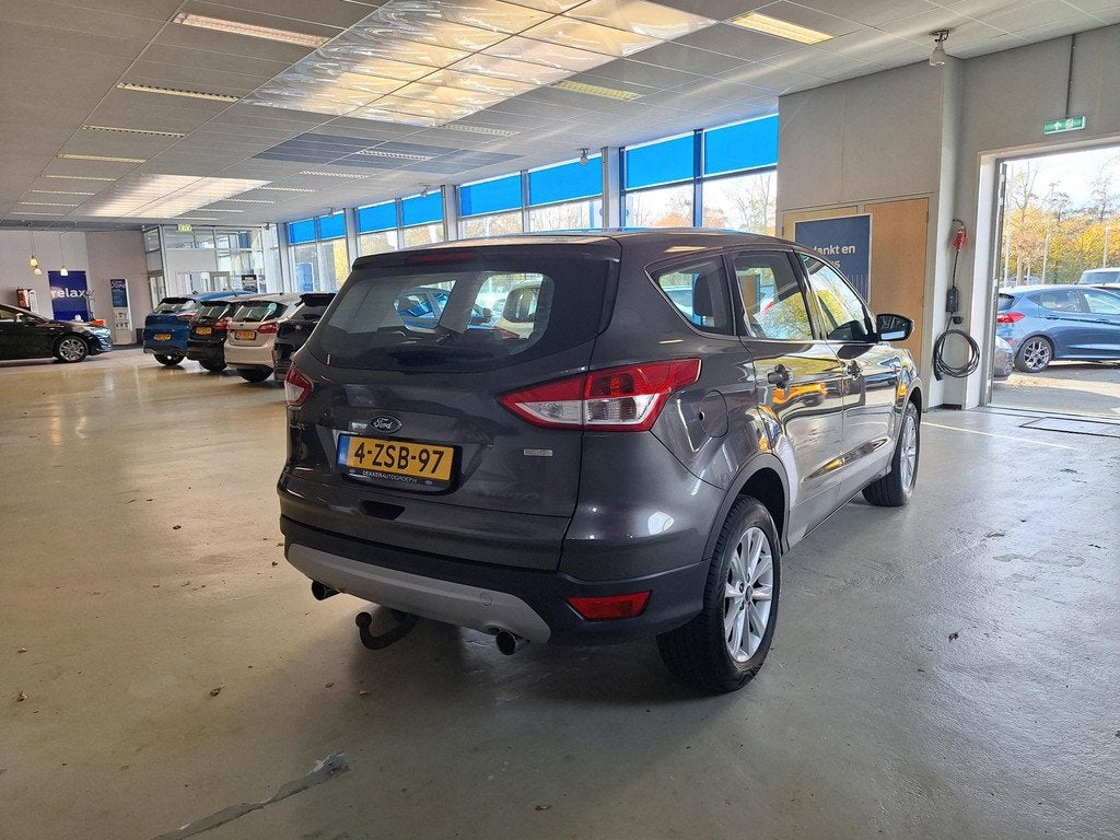 Ford Kuga 1.5 Ecoboost 150 pk Titanium Navigatie - Sony Prem, Euro 6, 4 cilinders, Leder en Stof, Origineel Nederlands