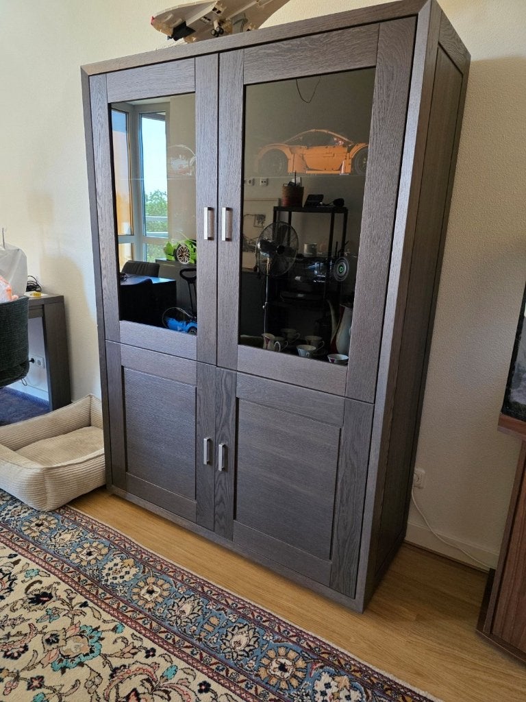 mooie degelijke strakke kast erg zwaar & glas ledverlichting, Ophalen, 100 tot 150 cm, Met lade(s), 150 tot 200 cm