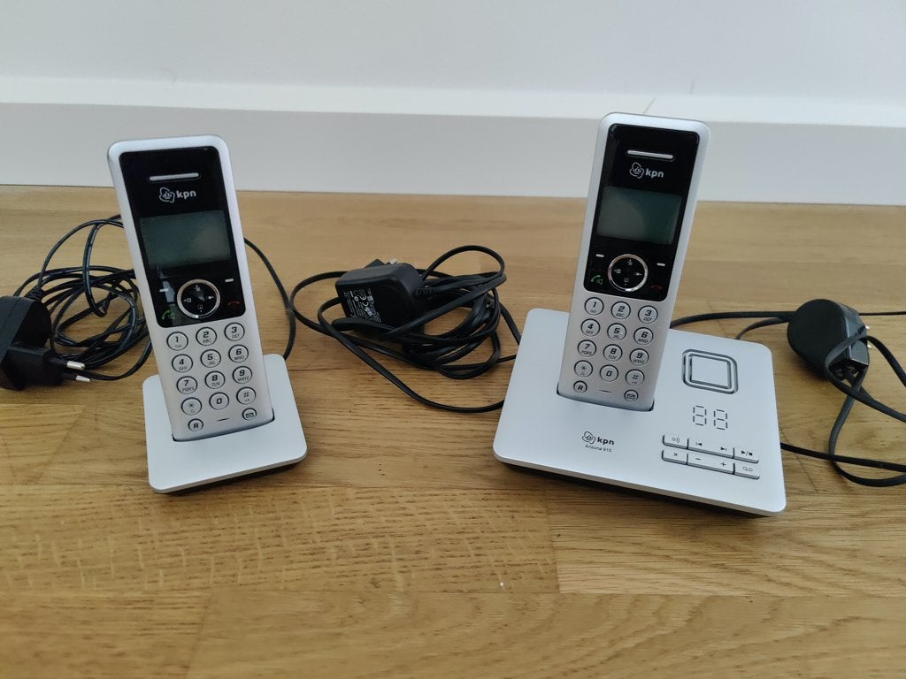 KPN Arizona 915 DECT telefoon., Ophalen of Verzenden, Gebruikt, 2 handsets