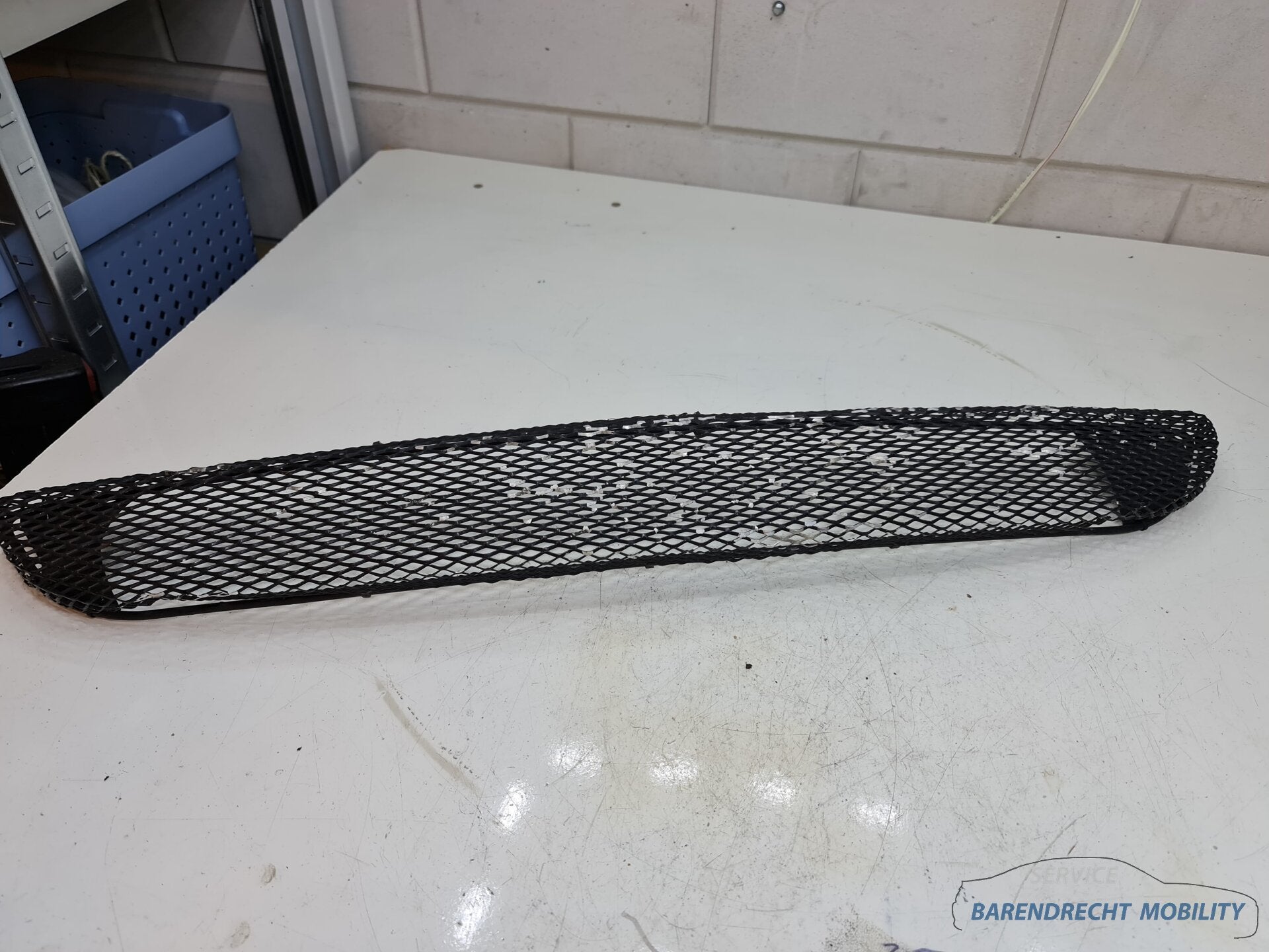 AMG bumpergrille Mercedes W203 C Klasse zwart origineel gebr, Gebruikt, Mercedes-Benz AG, Mercedes-Benz, Ophalen of Verzenden