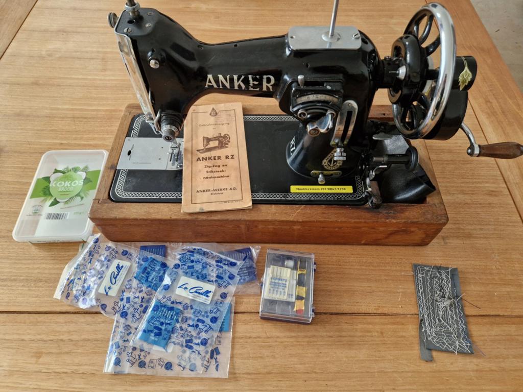 Anker RZ naaimachine, Ophalen, Naaimachine, Overige merken