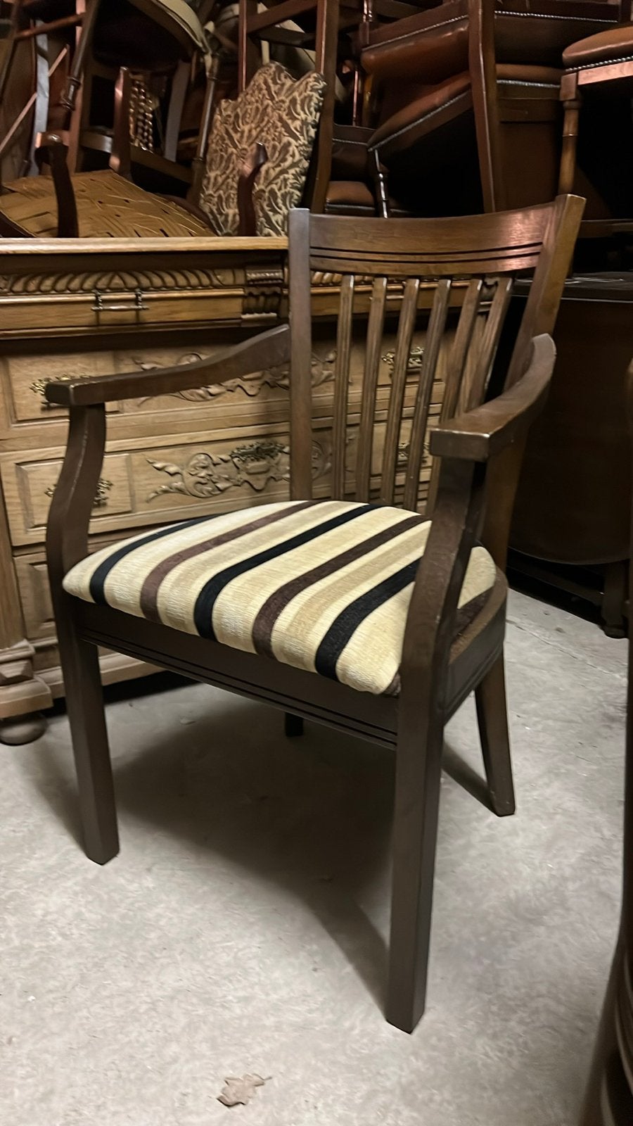 Set van 4 Klassieke Eiken Eetkamer Armstoelen, Huis en Inrichting, Stoelen, Ophalen, Gebruikt, Bruin, Vier