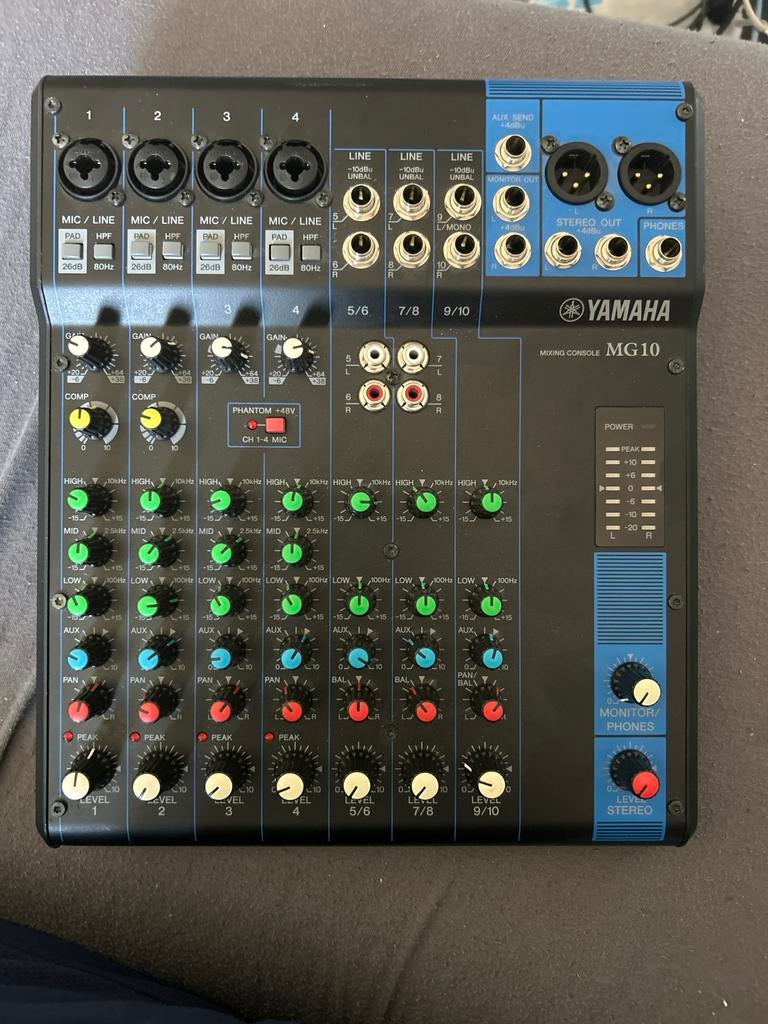 Yamaha MG10 Mengpaneel - Compacte Mixer voor Studio/Live, Muziek en Instrumenten, Mengpanelen, Zo goed als nieuw, 5 tot 10 kanalen
