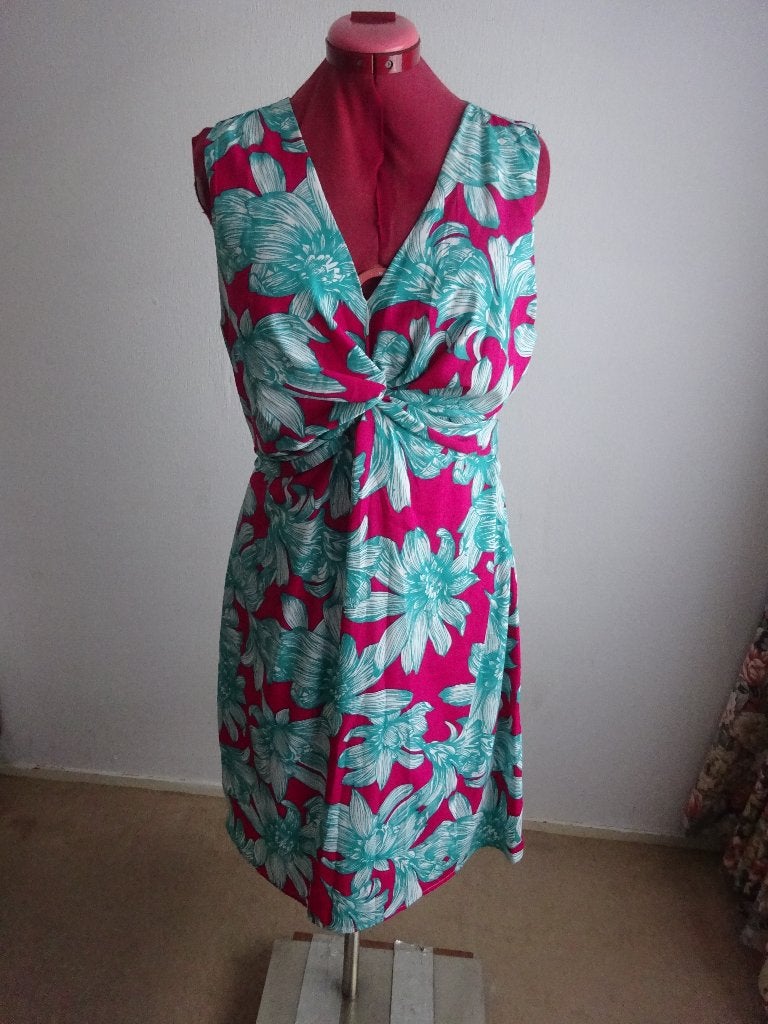 Liv jurk mt XXL=46, Maat 46/48 (XL) of groter, Zo goed als nieuw, LIV, Onder de knie