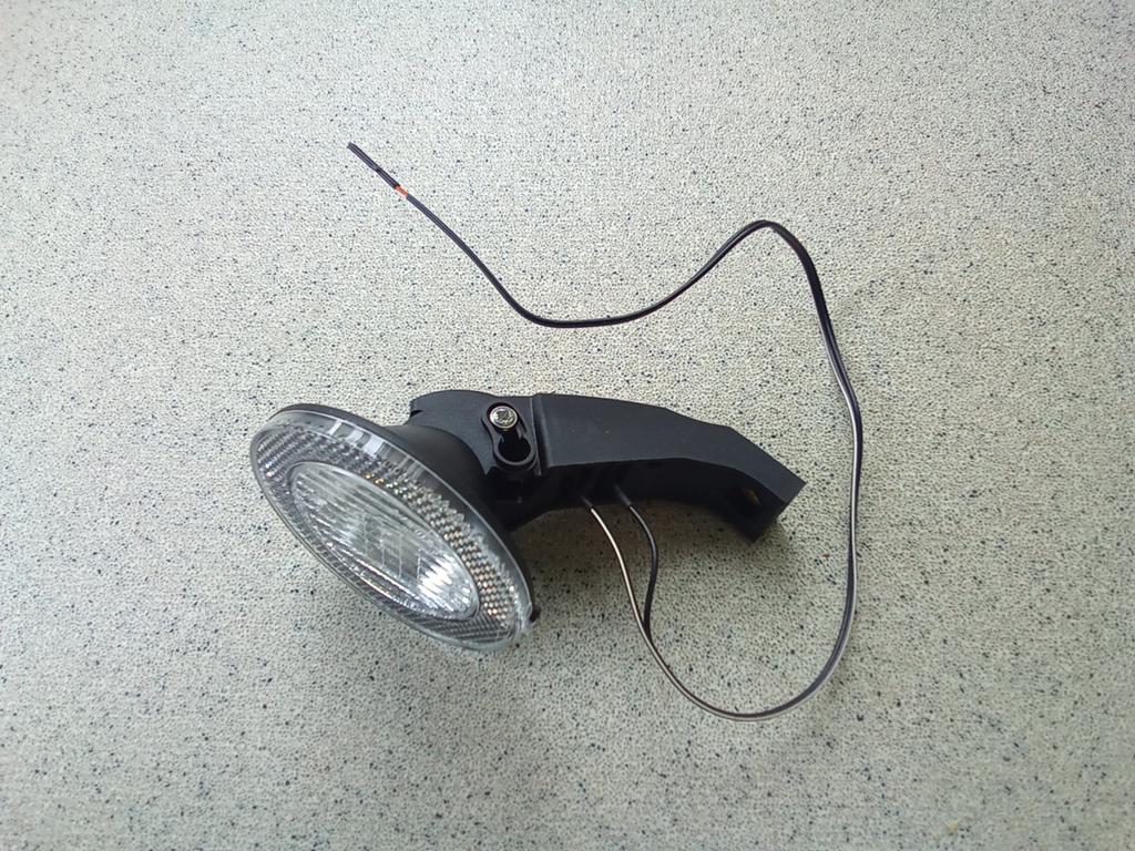 Fiets koplamp spiksplinternieuw., Fietsen en Brommers, Fietsaccessoires | Fietsverlichting, Ophalen of Verzenden, Dynamo, Voorlicht