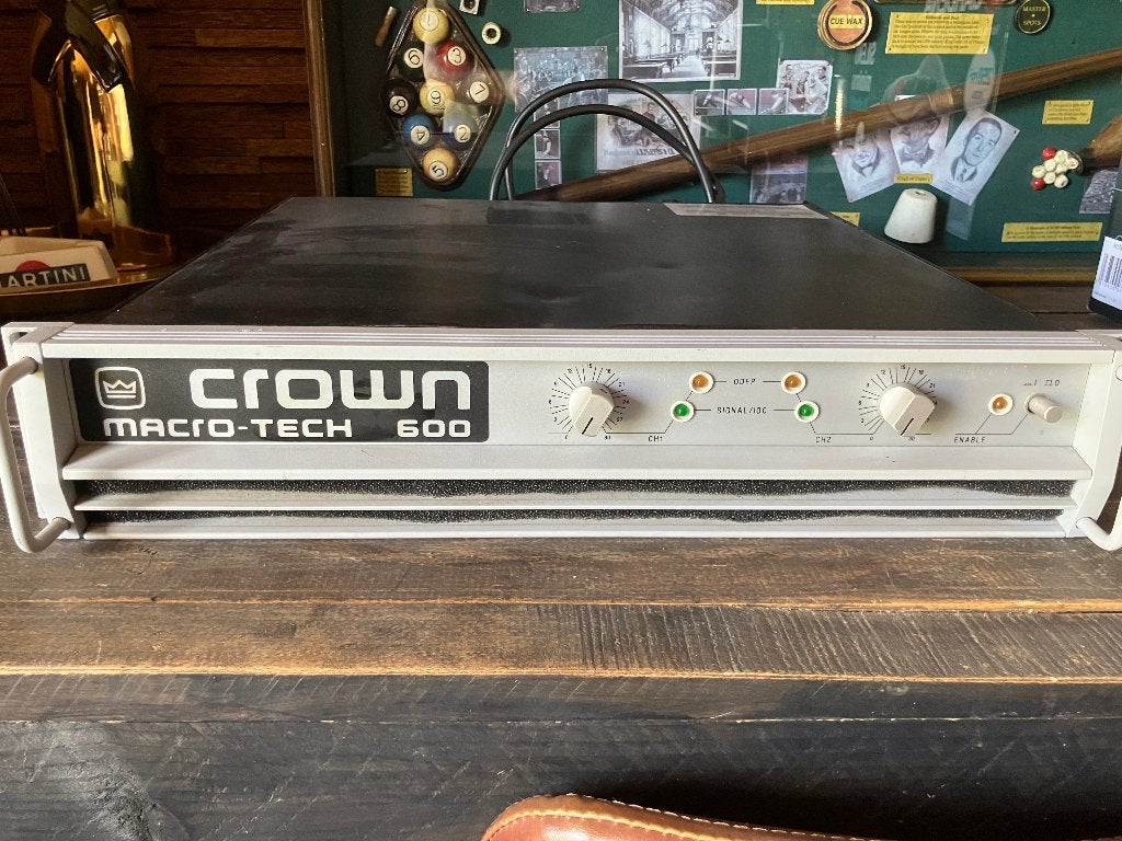 Crown Macro-tech 600, Muziek en Instrumenten, Ophalen, Gebruikt, 500 tot 1000 watt, P.A.