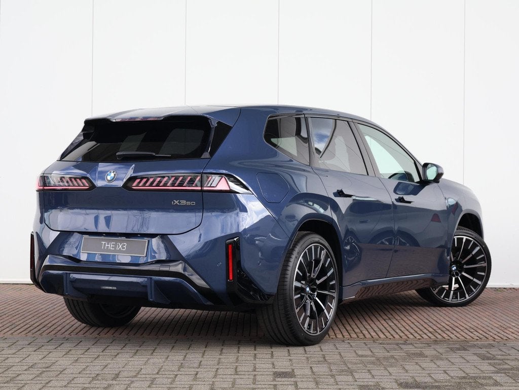 BMW iX3 50 xDrive | M Sportpakket | Innovation Package | Pan, Auto's, BMW, Automaat, 660 min, 2260 kg, IX3