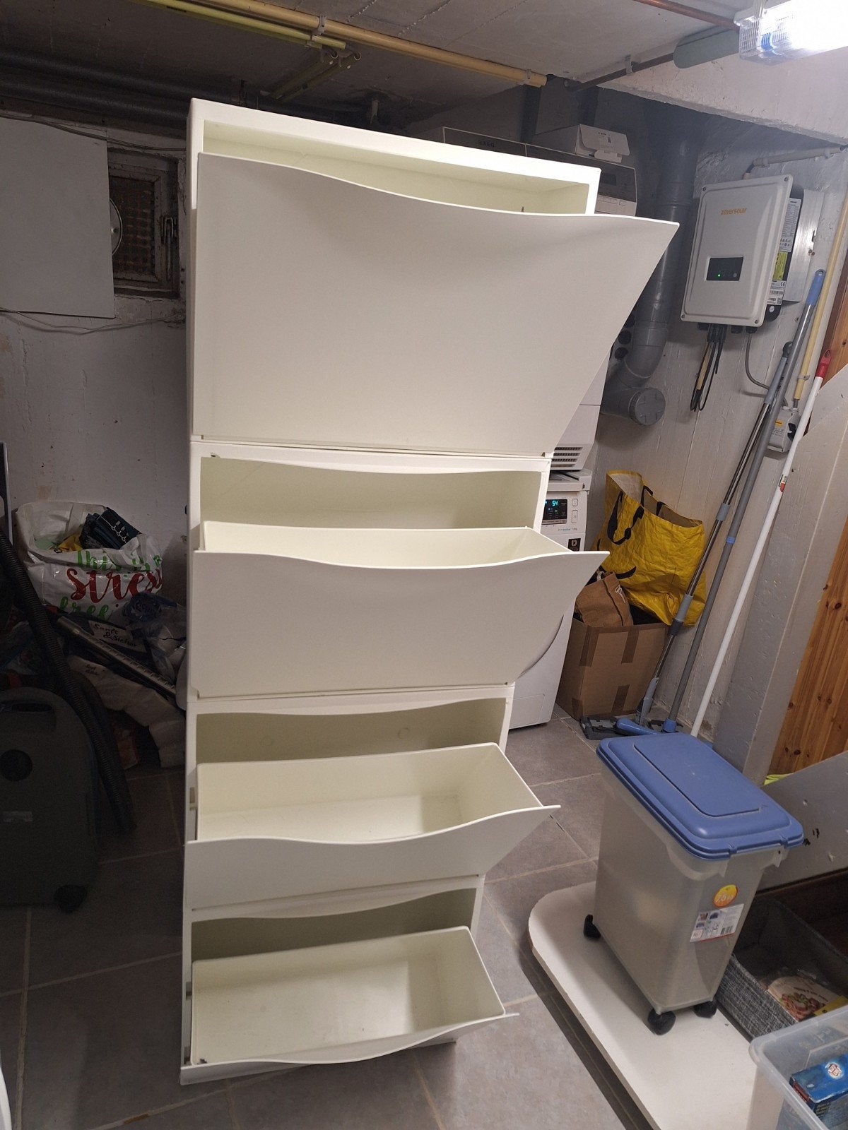 Witte schoenenkast met 4 vakken, Ophalen, Gebruikt, Modern en functioneel