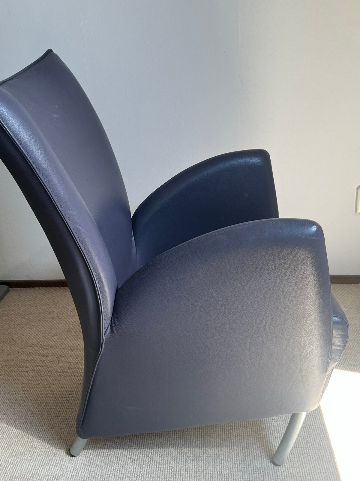 Comfortabele blauwe fauteuil - Zo goed als nieuw, Ophalen, Blauw, Leer, Zo goed als nieuw
