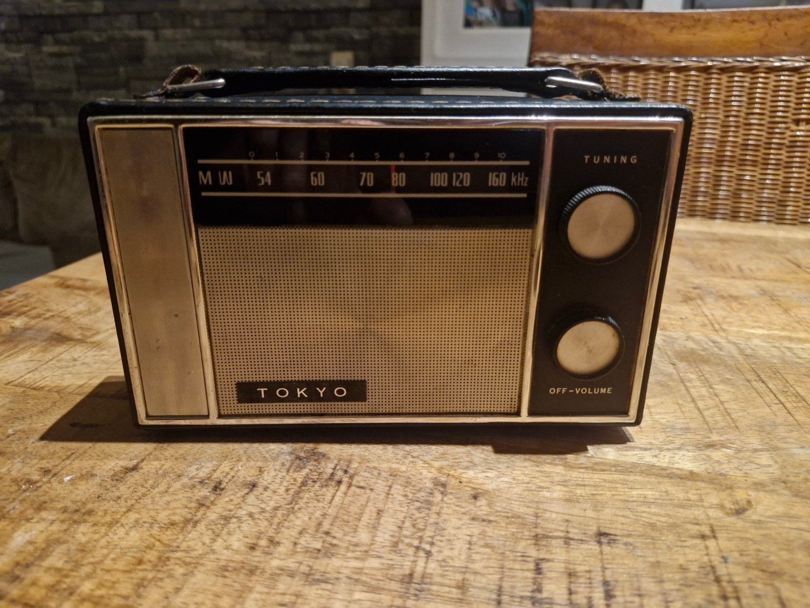 Vintage Tokyo Transistorradio - Draagbaar en Stijlvol, Ophalen of Verzenden, Gebruikt, Transistorradio
