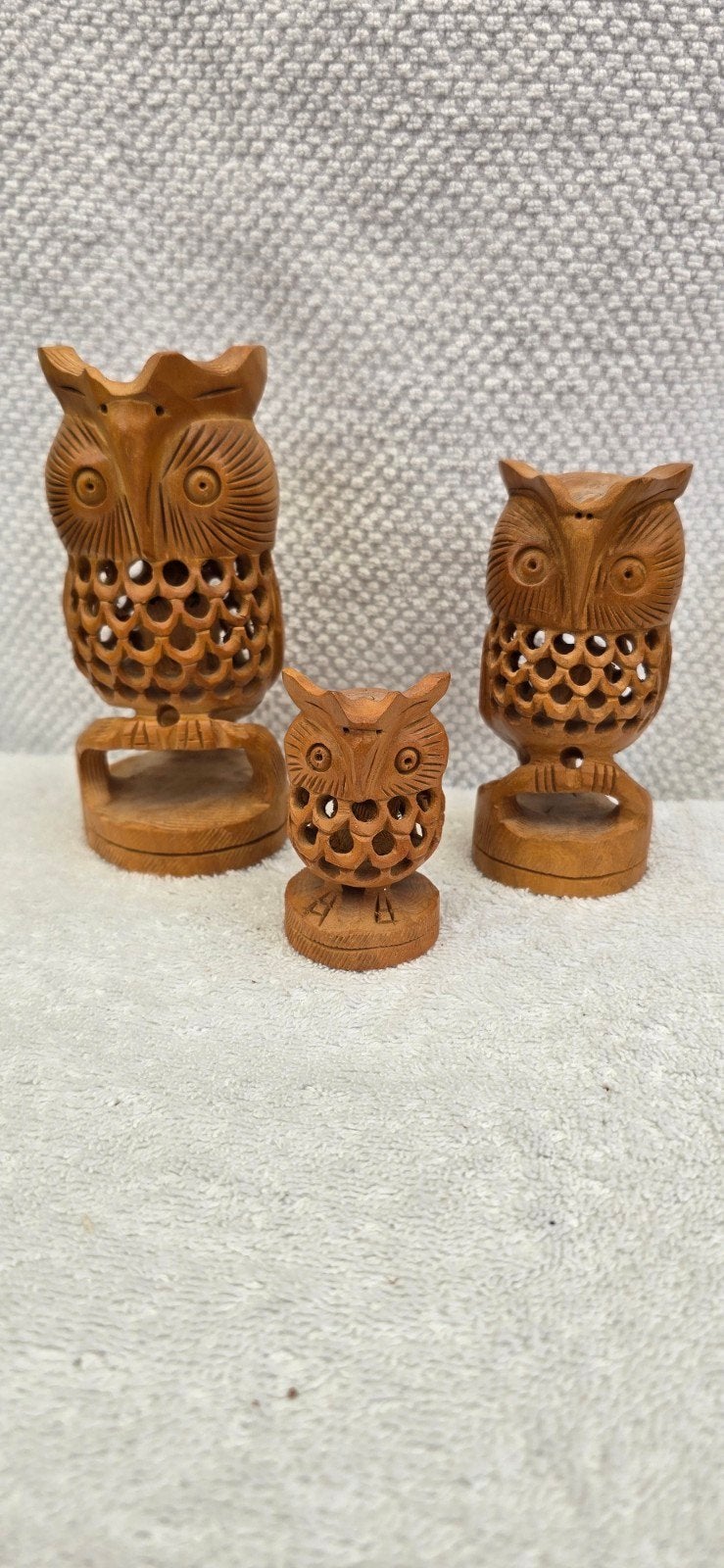3 Ambachtelijke Houten Uilen met Verrassing (Uil-in-Uil), Ophalen of Verzenden, Dier