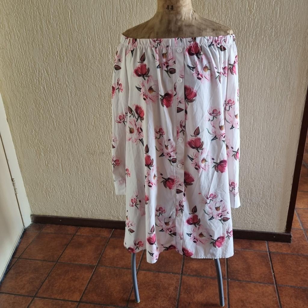 Off-shoulder blouse met bloemenprint maat 46 XXXL, Maat 38/40 (M), Wit, Ophalen of Verzenden, Boven de knie