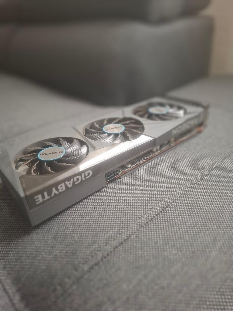 GIGABYTE AMD Radeon RX 6600 XT EAGLE 8G Grafische kaart, DisplayPort, Verzenden, GDDR6, PCI-Express 4