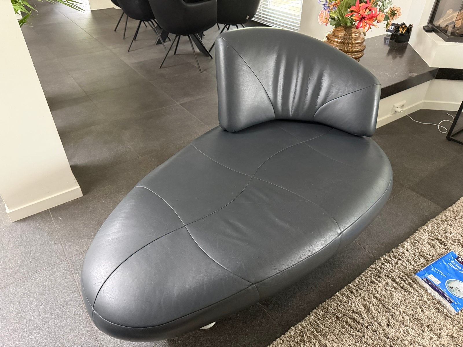 Leolux Kikko, Design lounge fauteuil - grijs leer, Ophalen, Gebruikt, Eenpersoons, 100 tot 125 cm
