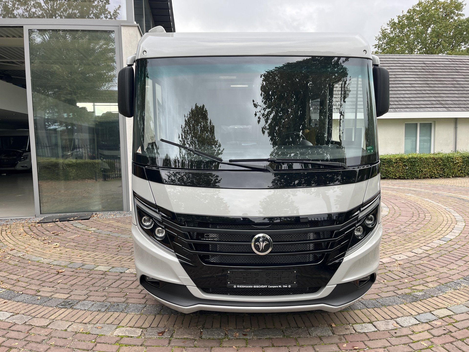 Caravans And Camping Niesmann