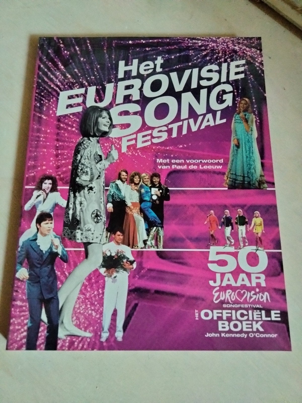 J. Kennedy O'Connor - Het eurovisie songfestival 50 jaar, Boeken, Muziek, Ophalen of Verzenden, Zo goed als nieuw, Artiest, J. Kennedy O'Connor