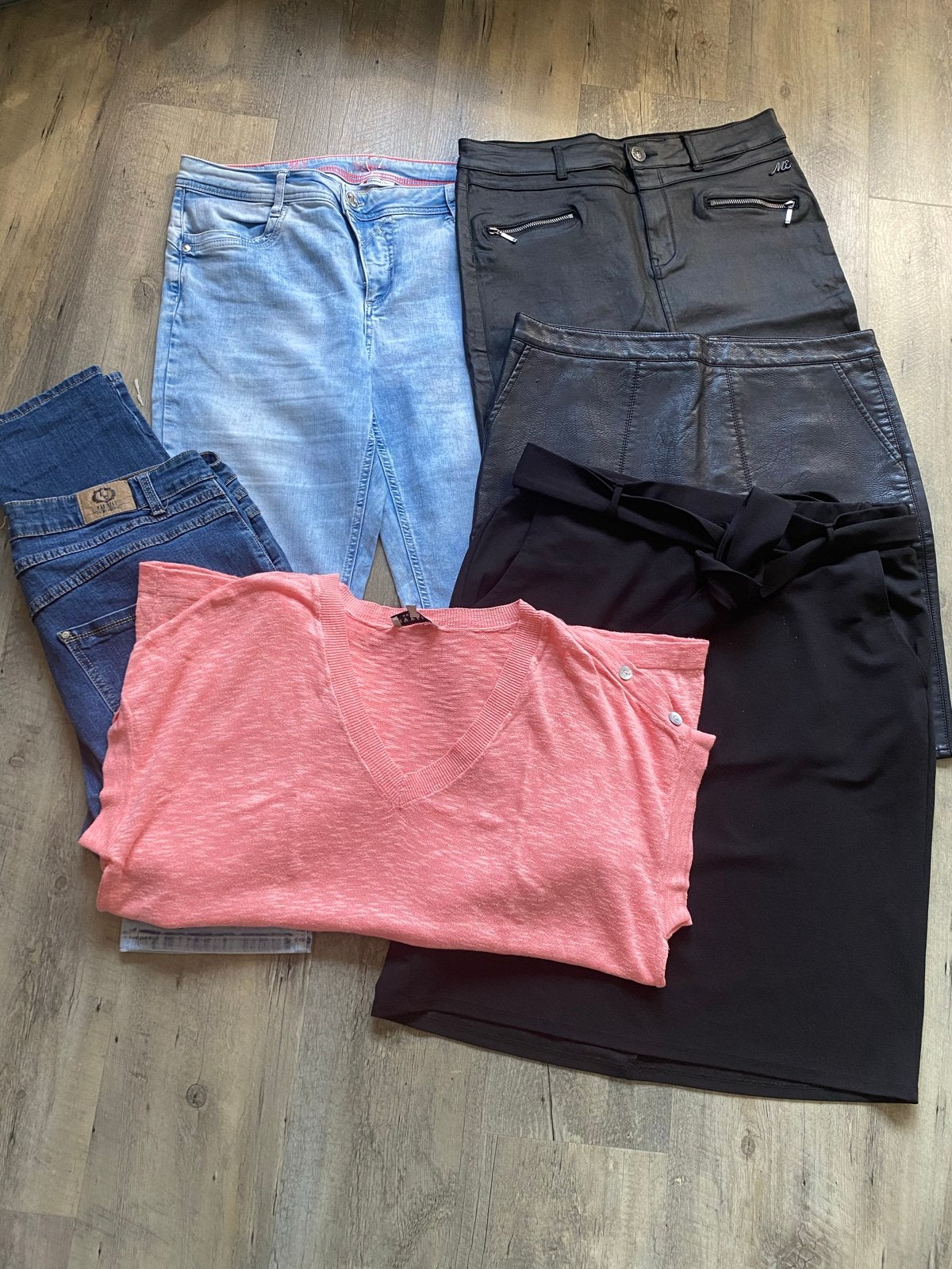 Dames kledingpakket XL: Spijkerrok, spijkerbroek, T-shirt, 2, Kleding | Dames, Ophalen of Verzenden, Gedragen