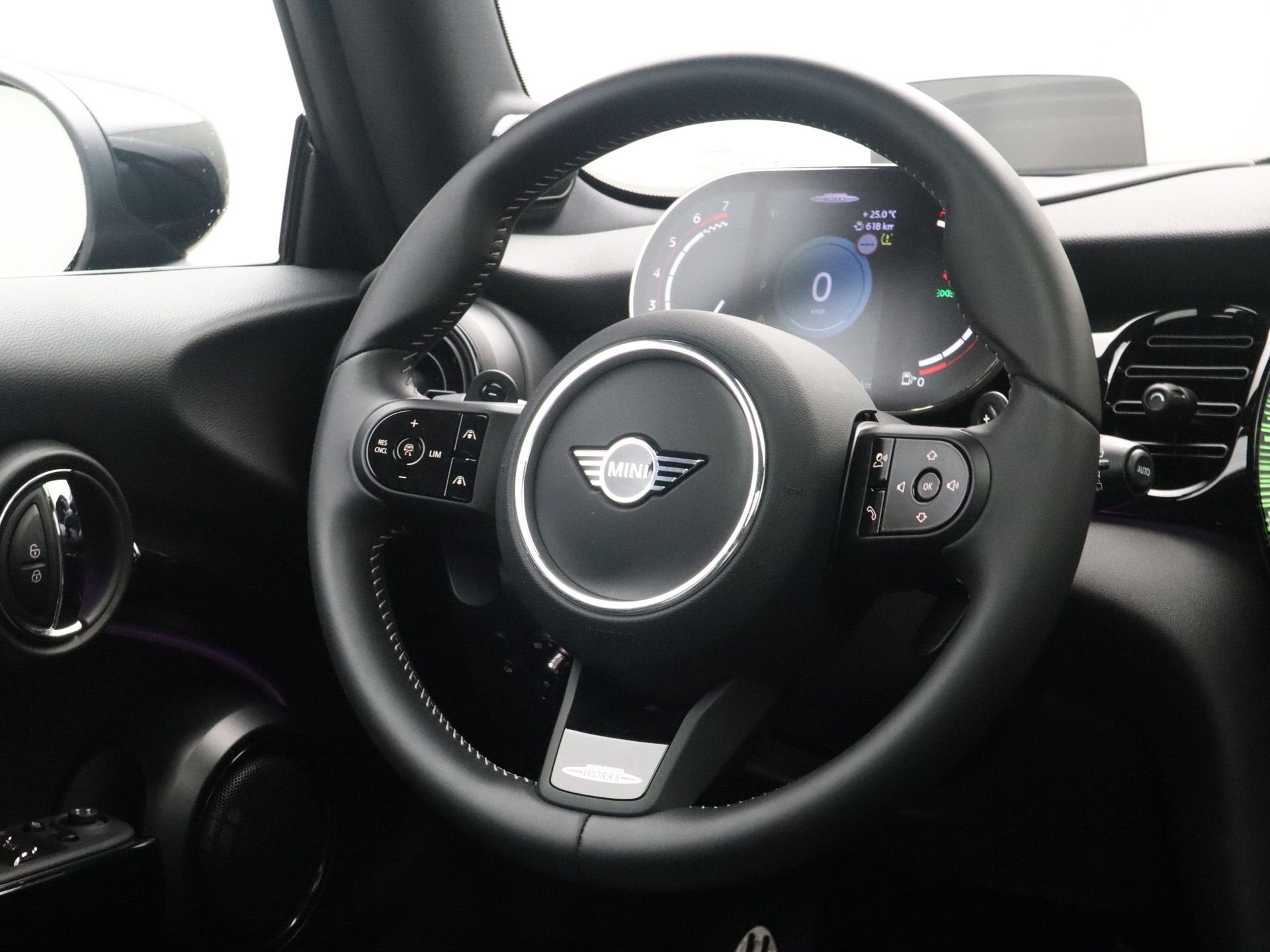 MINI 3-deurs John Cooper Works Aut. (bj 2023, automaat), Auto's, Gebruikt, 4 cilinders, Met garantie (alle), 4 stoelen