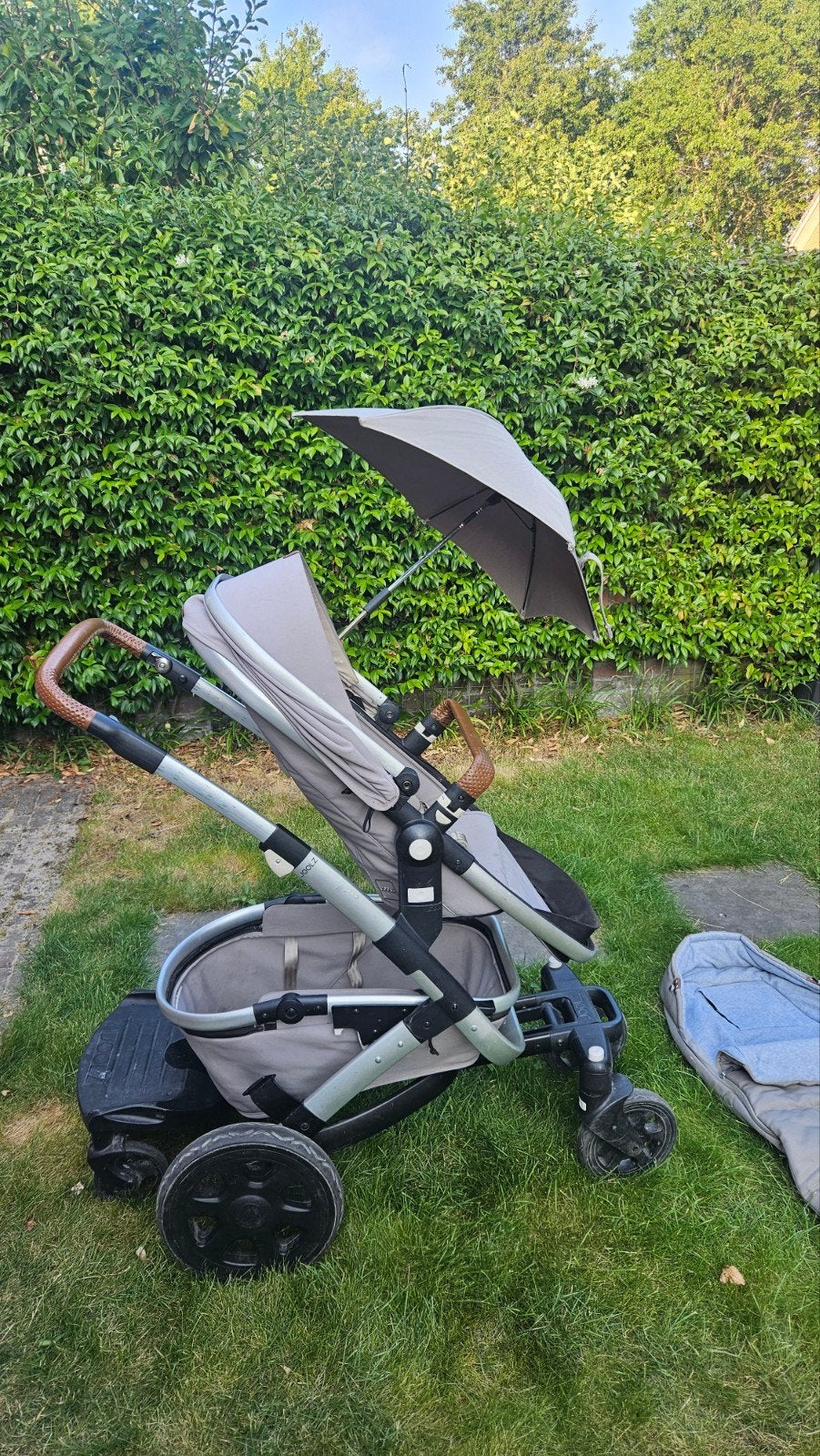Joolz Geo2 incl voetzak, regenhoes, meerijplankje, parasol, Ophalen, Gebruikt, Overige merken, Verstelbare duwstang