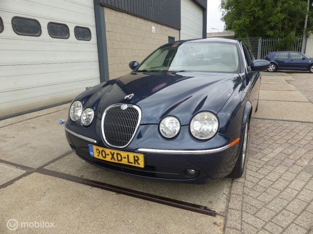 Jaguar S-type 2.7D V6 Executive, Auto's, Jaguar, Achterwielaandrijving, Gebruikt, 197 €/maand, 1850 kg