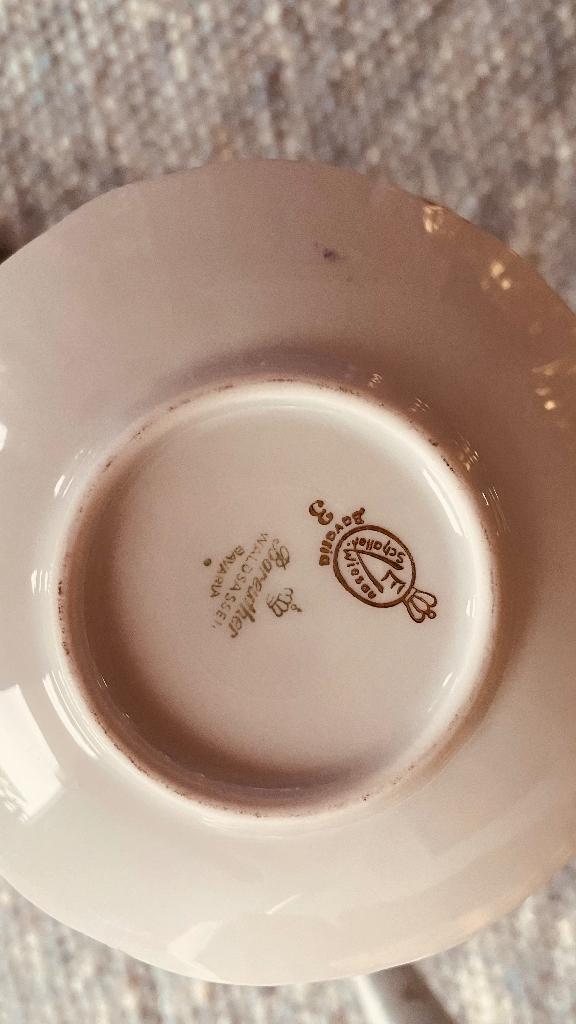 Goudkleuring mokka servies, Ophalen of Verzenden