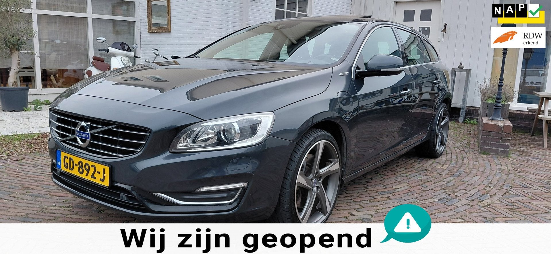 Volvo V60 2.4 D6 AWD Plug-In Hybrid Summum 215 PK In Excelle, Auto's, Automaat, Met garantie (alle), Vierwielaandrijving, Zilver of Grijs