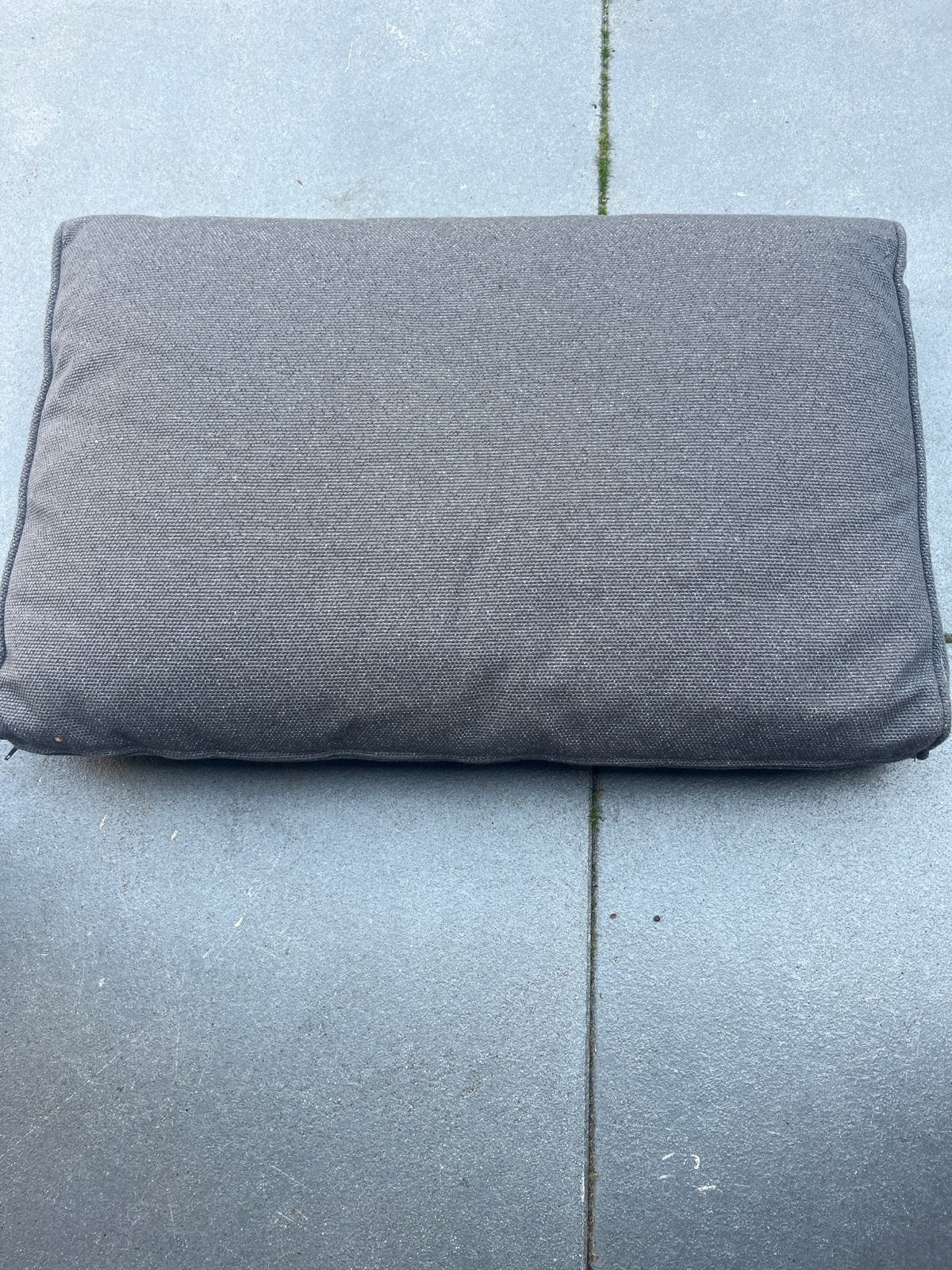 Madison Loungekussen Outdoor Manchester grijs 60x40, Ophalen of Verzenden, Zo goed als nieuw, Tuinkussen, Grijs