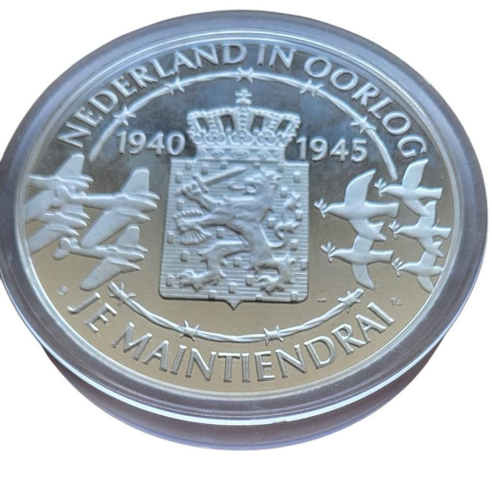 Nederland 1 kilo zilver – Nederland in oorlog