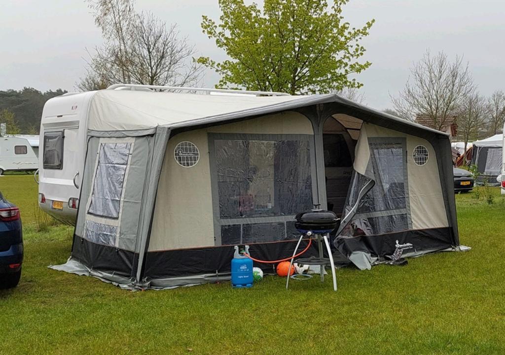 Isabella Ambassador Dawn G16 CarbonX met luifel en uitbouw, Ophalen, Gebruikt, Ten Cate All Season 240g/m2, Isabella