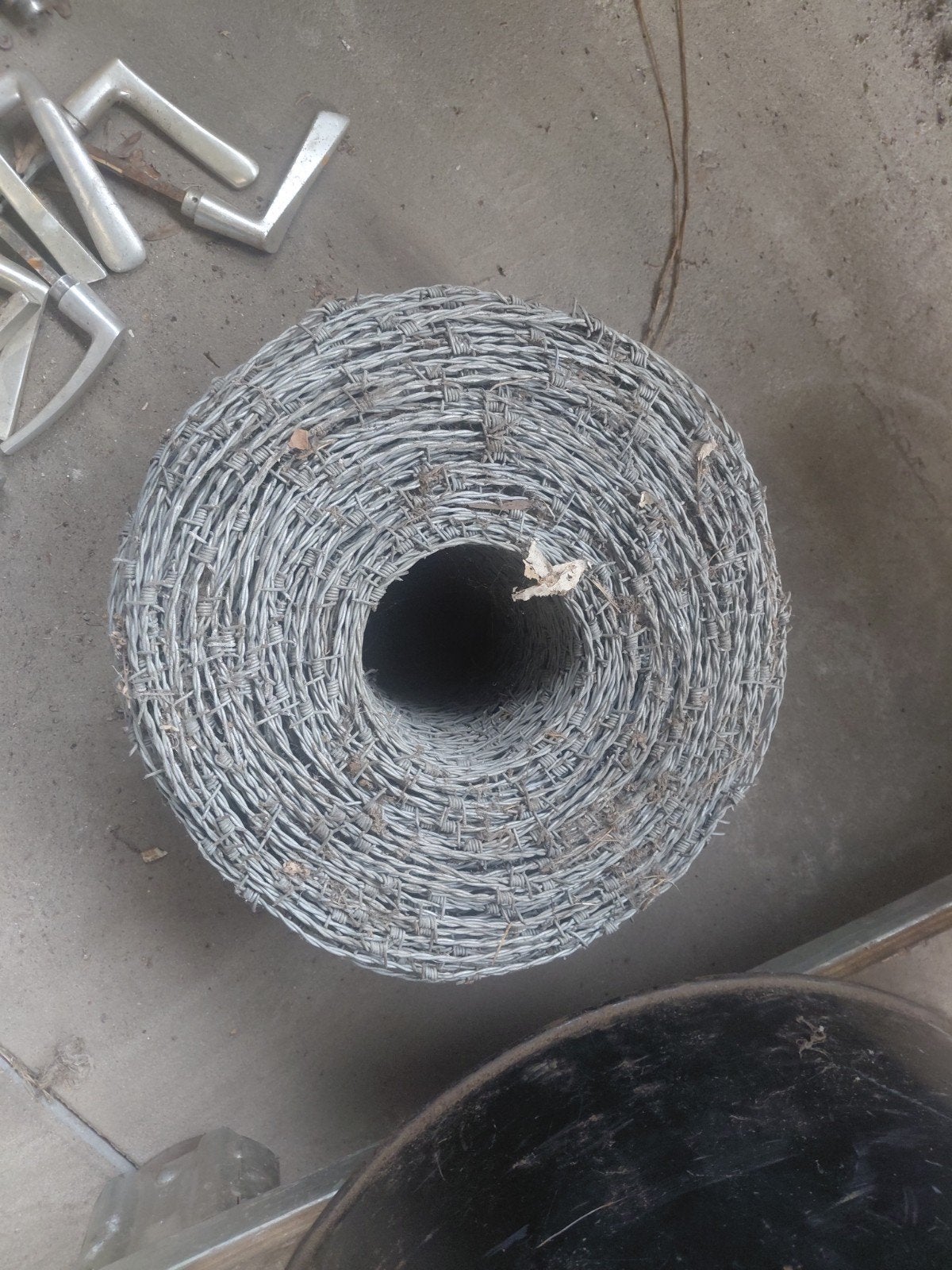 prikkeldraad  volle  rol, Ophalen, Nieuw, 20 meter of meer