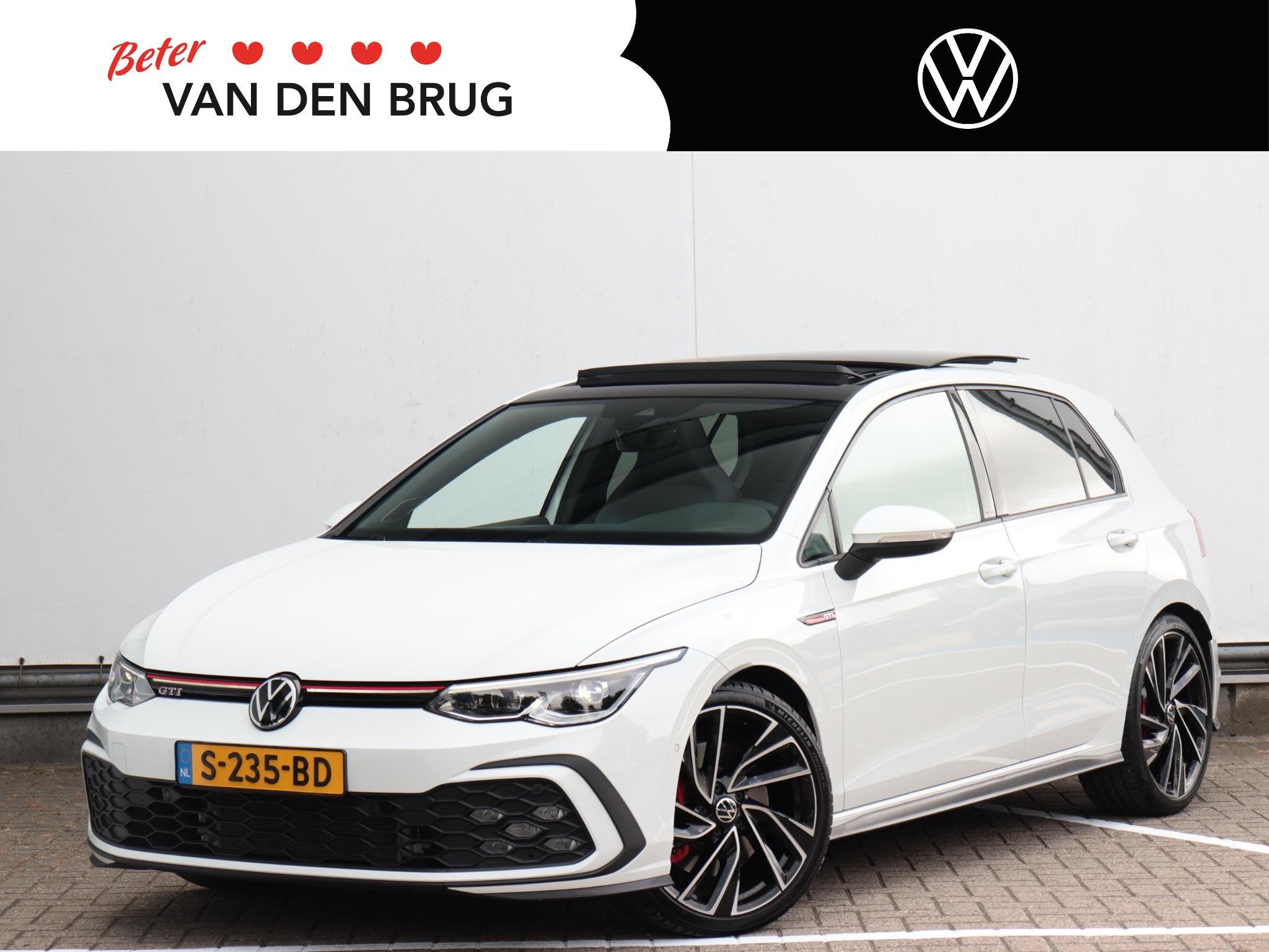 Volkswagen Golf 2.0 TSI GTI | Panoramadak | Adaptief onderst, 730 kg, Euro 6, 4 cilinders, 1984 cc