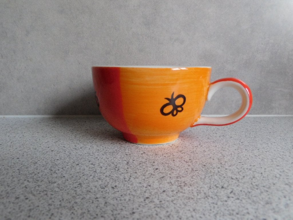 Tea Cup Fine Ceramics Vlinder Oranje Cha Cult Germany, Huis en Inrichting, Keramiek, Ophalen of Verzenden, Zo goed als nieuw, Overige stijlen