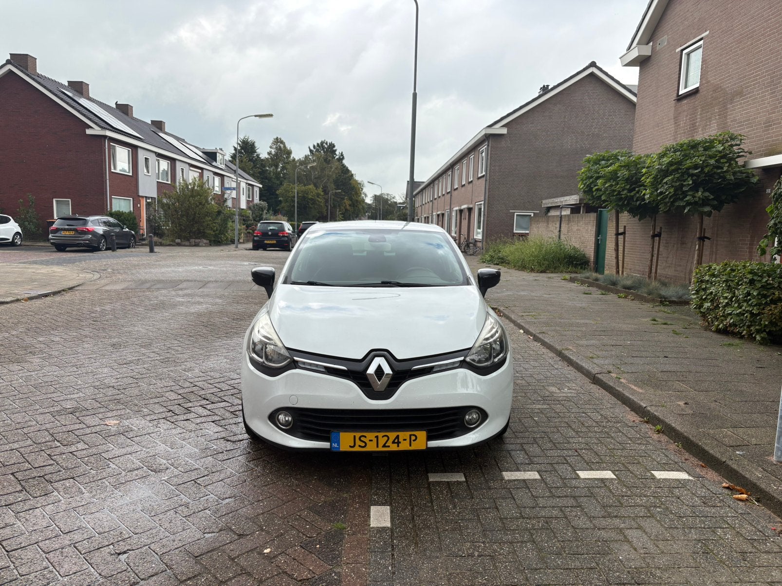 Renualt clio 2016: 169000km & keyless entry, Ophalen