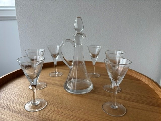 Sherry Karaf en Glazen, Ophalen
