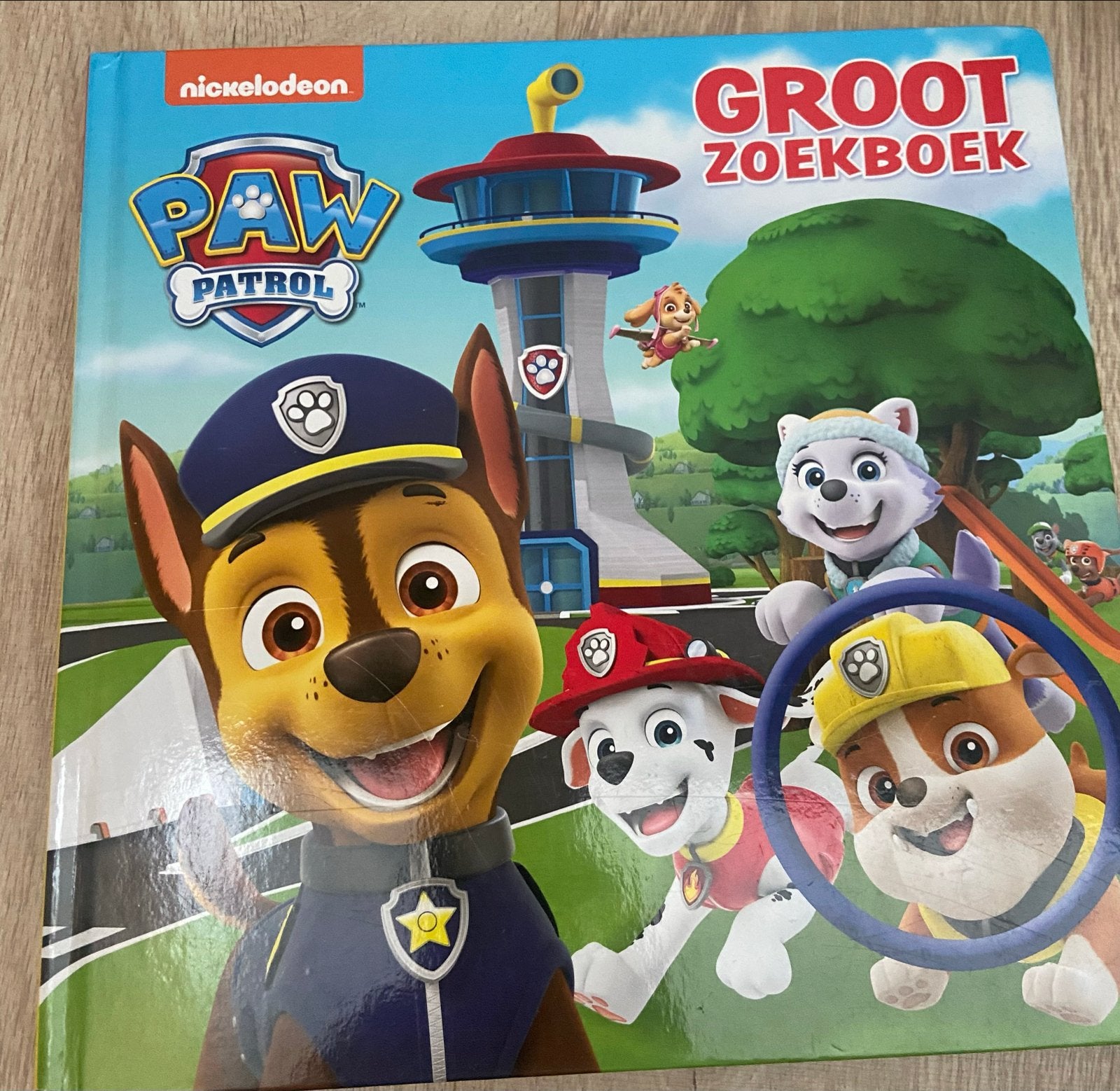 Paw Patrol Groot Zoekboek - Urenlang Zoekplezier!, Ophalen of Verzenden, Zo goed als nieuw, Uitklap-, Voel- of Ontdekboek, 3 tot 4 jaar
