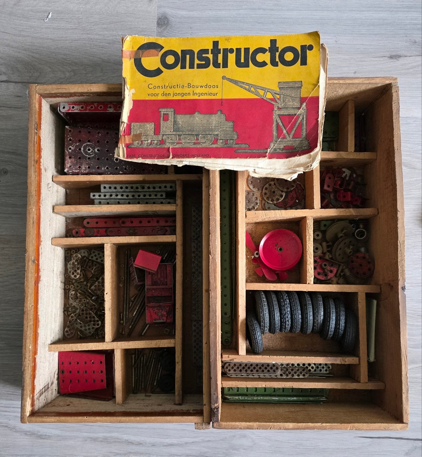 Constructor " bouwdoos voor den jonge ingenieur", Ophalen, Gebruikt, Groter dan 1:32