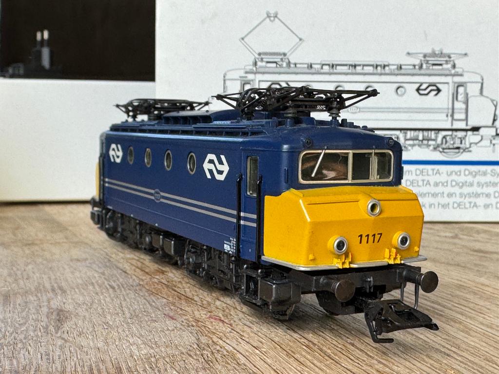 Marklin 3424 NS 1117 botsneus DIGITAAL 5* hoogvermogen, Hobby en Vrije tijd, Modeltreinen | H0, Wisselstroom, Gebruikt, Locomotief