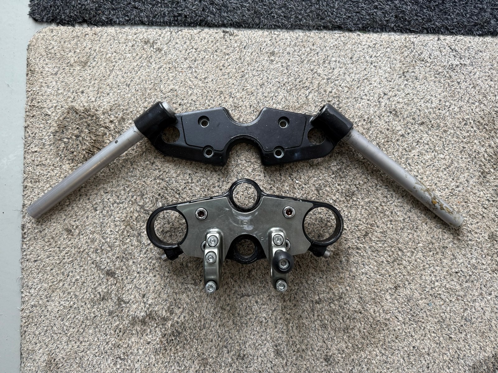 Gebruikte Suzuki Hayabusa kroonplaat en LSL superbike risers, Ophalen of Verzenden
