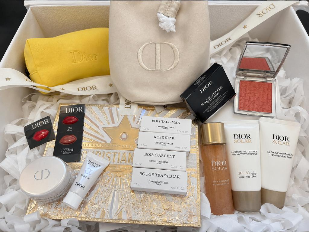 Dior beauty gift box, Sieraden, Tassen en Uiterlijk, Uiterlijk | Cosmetica en Make-up, Nieuw, Make-up, Gehele gezicht, Overige kleuren