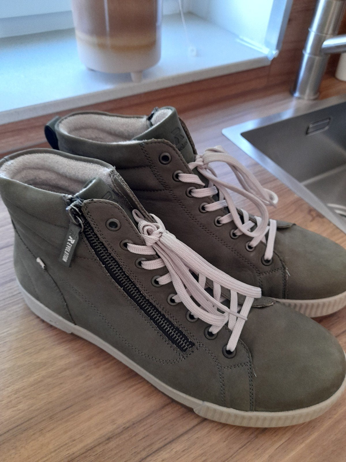 Rieker Evolution Soft Sneakers - Olijfgroen - Maat 42, Ophalen of Verzenden, Zo goed als nieuw, Overige kleuren