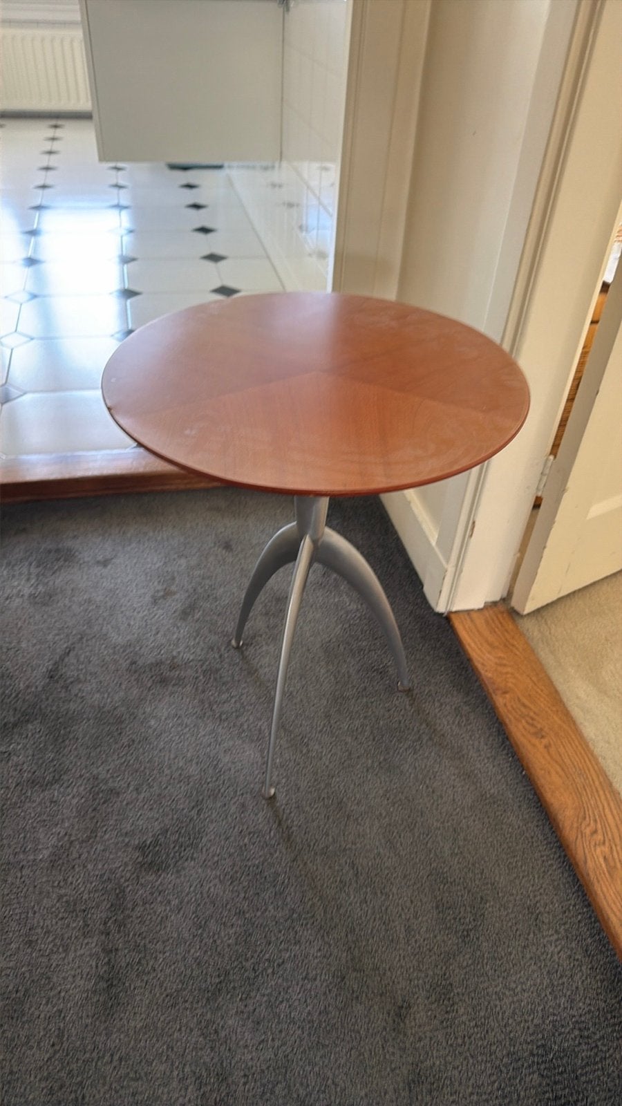 Jolly bijzettafel van Magis, design Marc Berthier, Gebruikt, Rond, Ophalen, 45 tot 60 cm