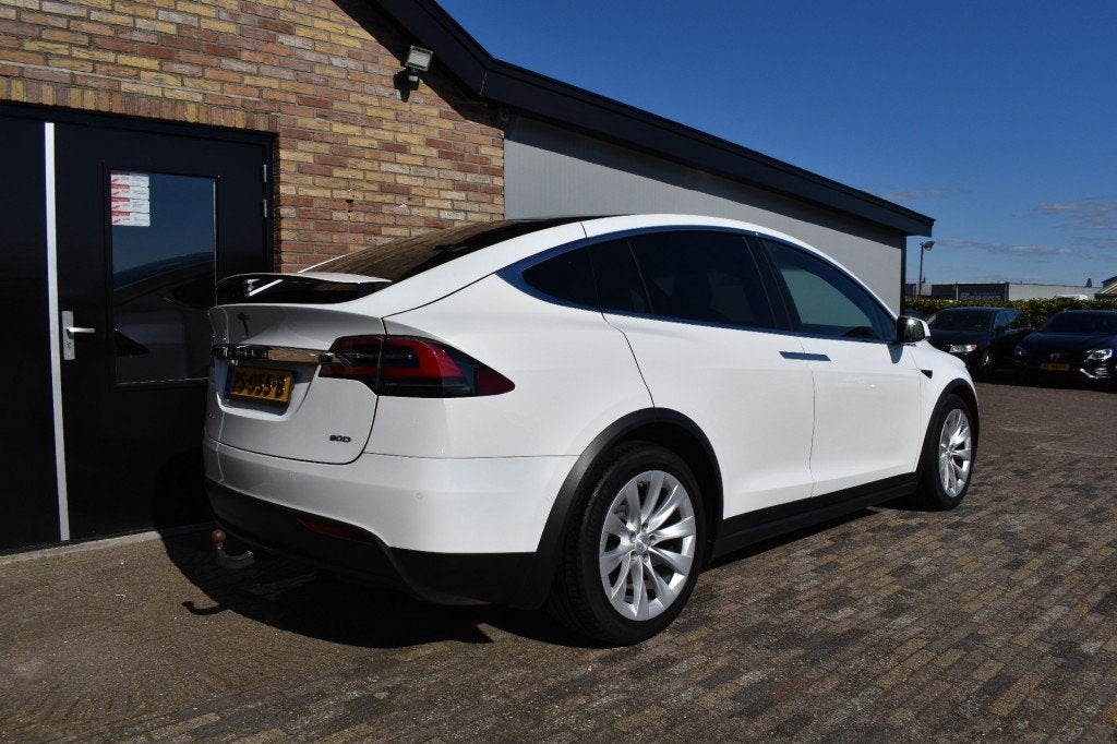Tesla MODEL X 90D BASE 6P. LED, Navi, Camera, Trekhaak, Automaat, Model X, Gebruikt, 124 €/maand