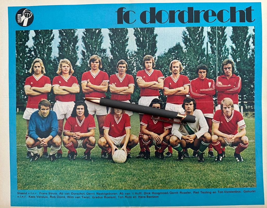 Poster FC Dordrecht uit 1972!, Ophalen of Verzenden, Gebruikt, A1 t/m A3, Sport