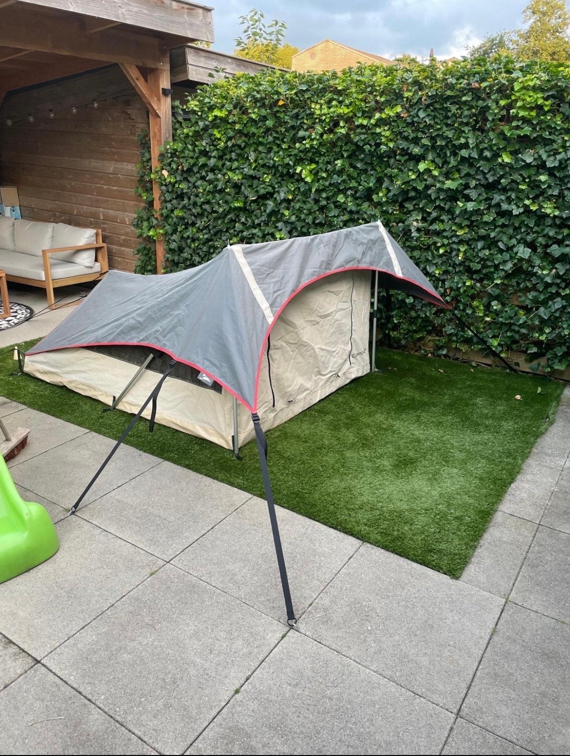 Camooz Ugly Betty 2024 model zgan! incl campooz slaapmatjes, Caravans en Kamperen, Tenten, tot en met 2, Zo goed als nieuw, Ophalen